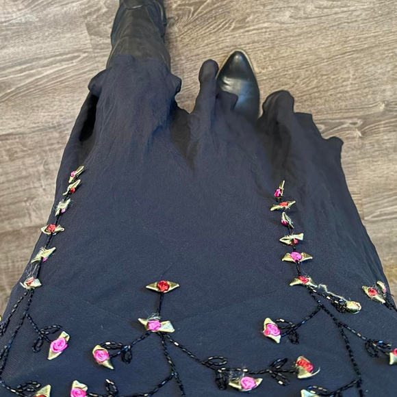 dresses - Picture 6 of 8